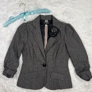 Stooshy Gray Women's Blazer with Black Details